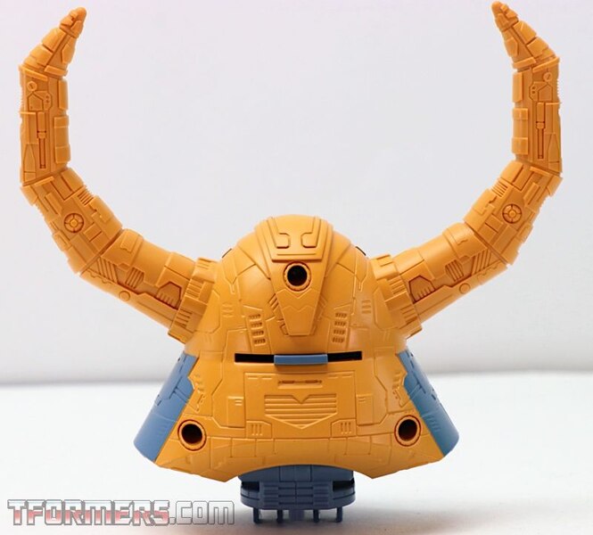 Transformers HasLab Unicron  (62 of 66)